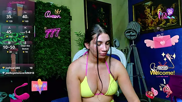 nicolepalmer (F young) - cum and squirt