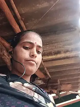 Radhika97A webcam