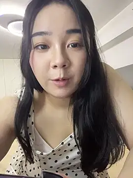 Luna-girl webcam