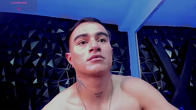 LiamDeeps webcam