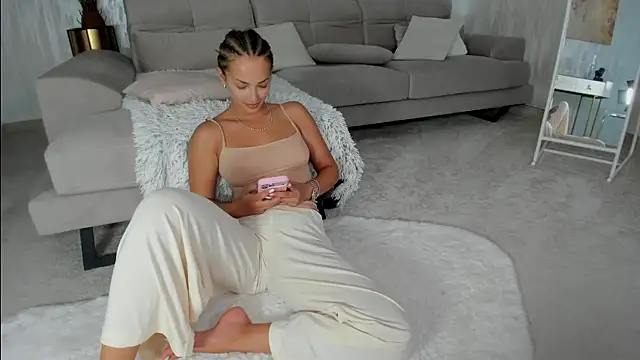 TiffanyHouston_ webcam
