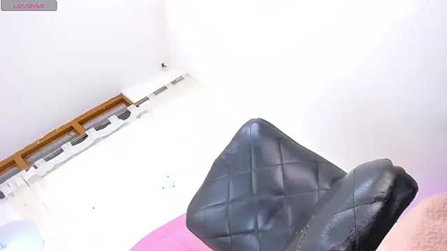 Modèle: Michellcockxxx