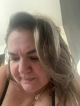 MikyVesela webcam