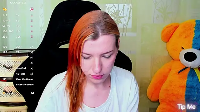 MeganNewCat webcam