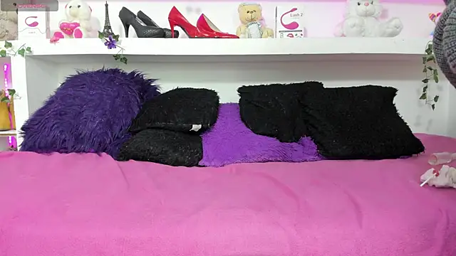 conny_blonde webcam