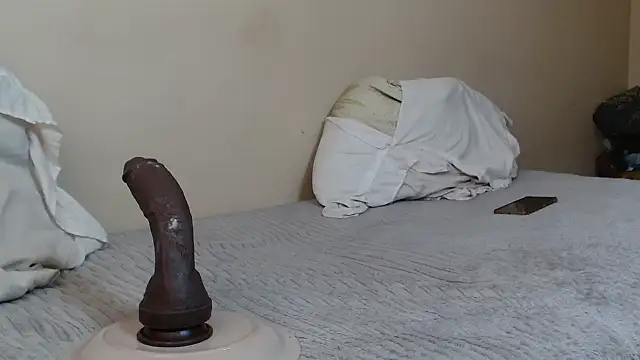 KinkyJXxX webcam