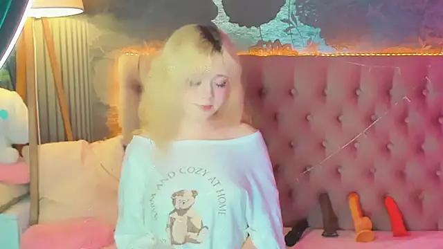 lolaslatary1 webcam