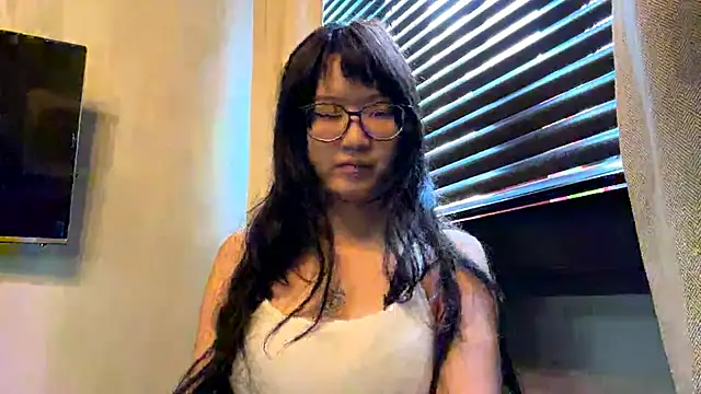 neonami webcam
