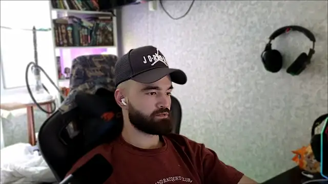 _Serious_Man webcam