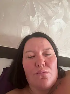 SunnyLeila2101 webcam