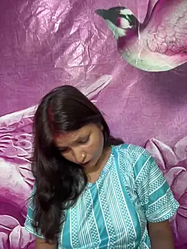 Priyaa_1433 webcam