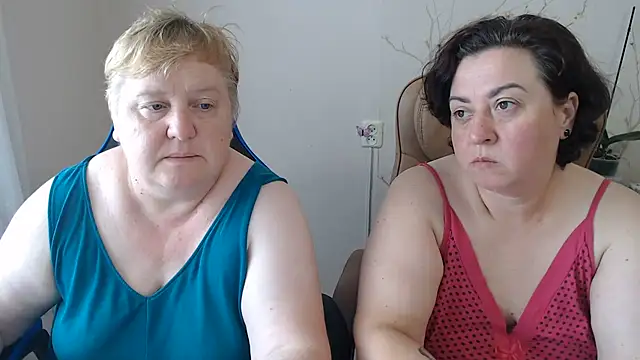 Lindy-Jeanie webcam