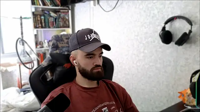 _Serious_Man webcam