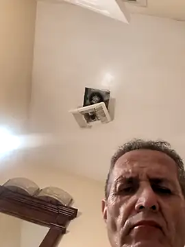 bobby69cock webcam