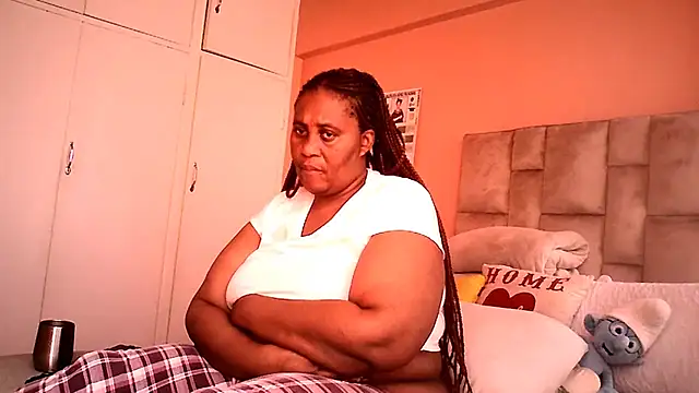HUGEASSXXXXX webcam