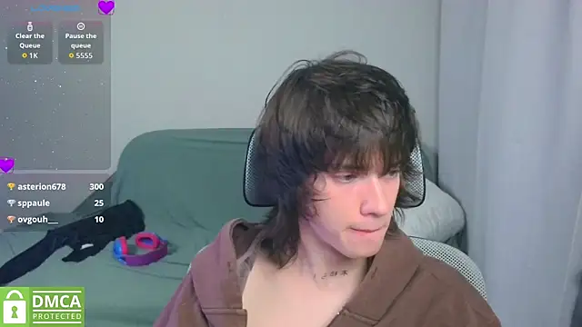 LeonBoykisser webcam