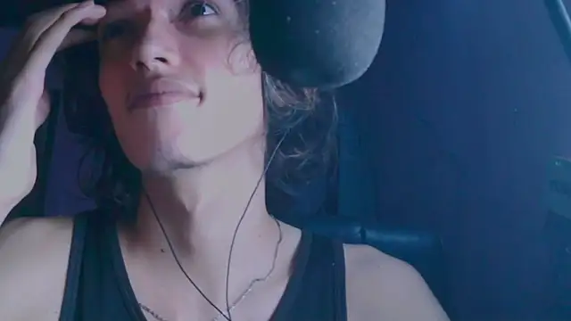 cherryuwu webcam