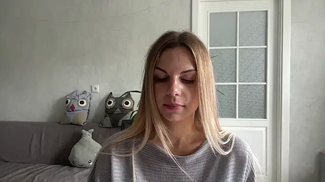 LaraineDomebo webcam