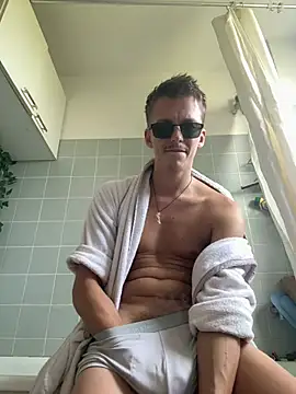 Toyjungee webcam