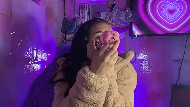 Skye_Moore webcam