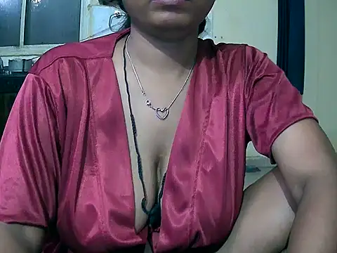 Ruhi_Hotty live cam on StripChat