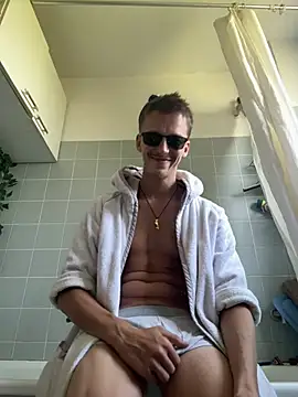 Toyjungee webcam