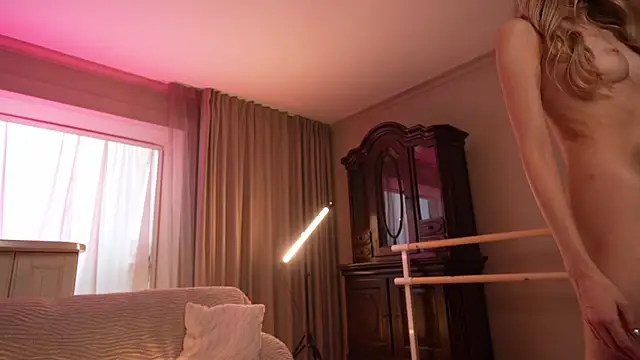 aurora_nude webcam