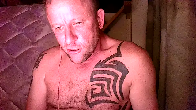 Yournaughty webcam