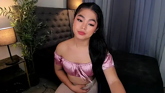AsianHugecockAnna webcam