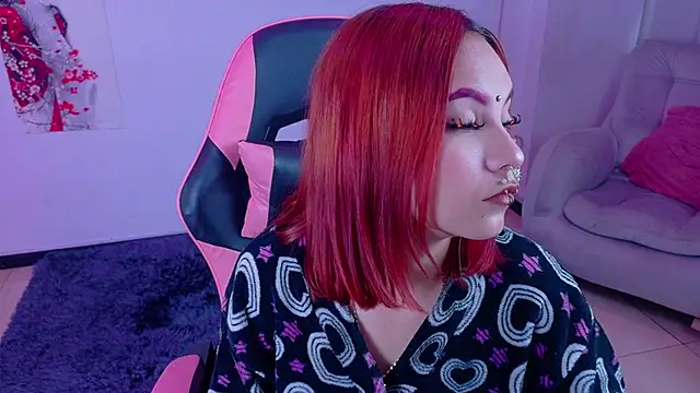 Megam_white webcam