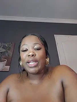 SWEETDOLLY29XX webcam
