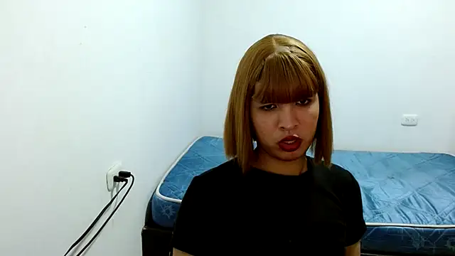 estefania224 webcam