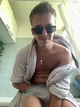 Toyjungee webcam