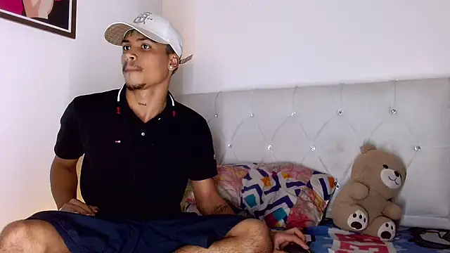 Angel_foxc13 webcam