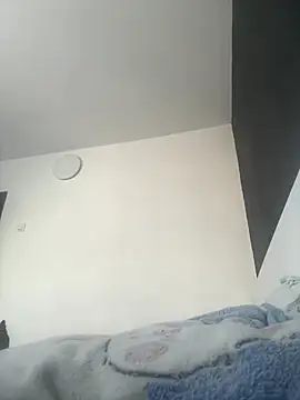 MikyVesela webcam