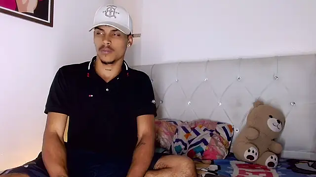 Angel_foxc13 webcam