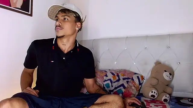 Angel_foxc13 webcam