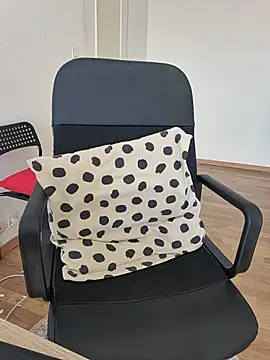 JennyCoquine webcam