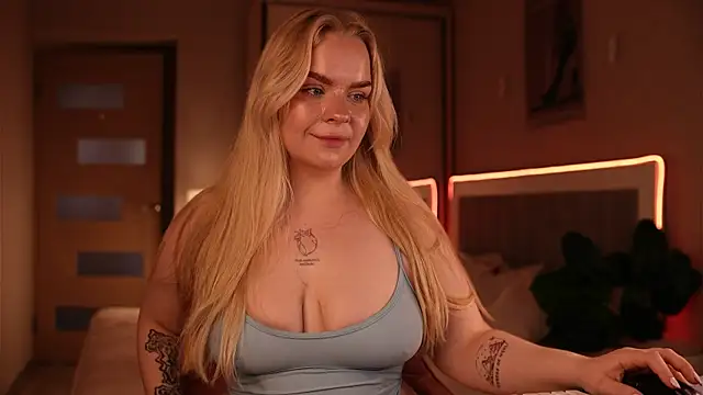 LisaLove3 webcam