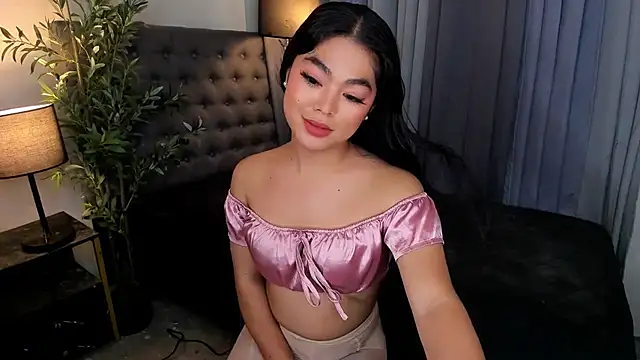 AsianHugecockAnna webcam