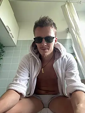 Toyjungee webcam