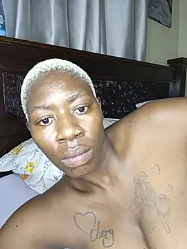 SquirtQueen16 webcam