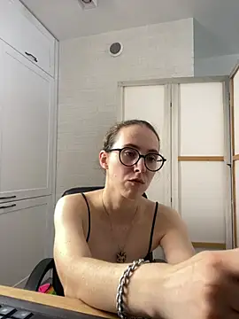 MartiniiSelenna webcam