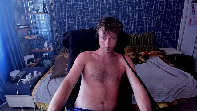 CuteBoy228 webcam