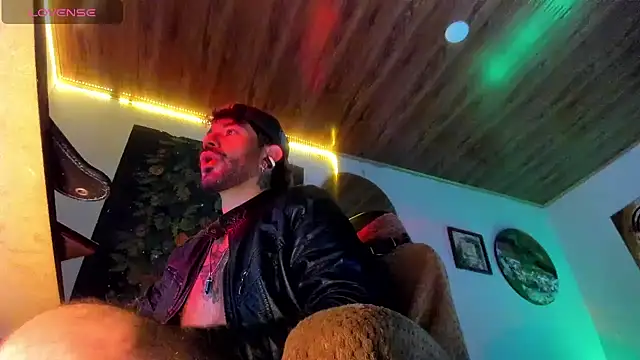 LatinMilk_ webcam