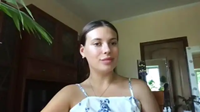 MoonriseGoddess webcam