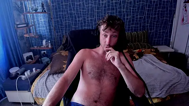 CuteBoy228 webcam
