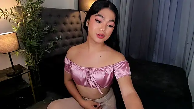 AsianHugecockAnna webcam