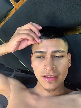 Emiliano_Reyes webcam