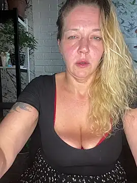 JenniferCarmen webcam